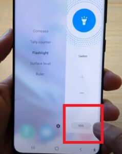How To Activate SOS Flashlight on a Galaxy S21 Step 8