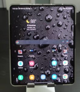 How To Force Dark Mode On All Apps Galaxy Z Fold3