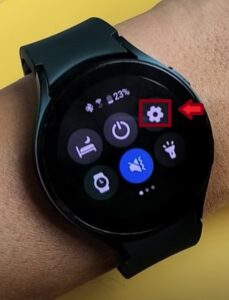 How to Enable Raise or Touch Screen to Wake on a Galaxy Watch 4