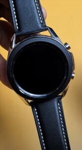 How to Fix a Black Screen on a Galaxy Watch 3