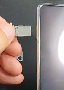 How to Put a SIM Card in a Galaxy Z Fold 4